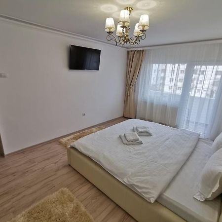 Apartament Gold Luxury Tîrgu Ocna Exterior foto