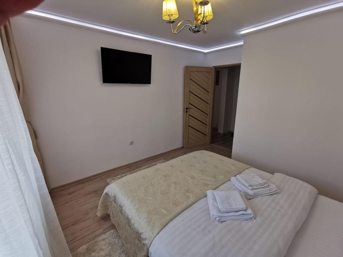 Apartament Gold Luxury Tîrgu Ocna Exterior foto